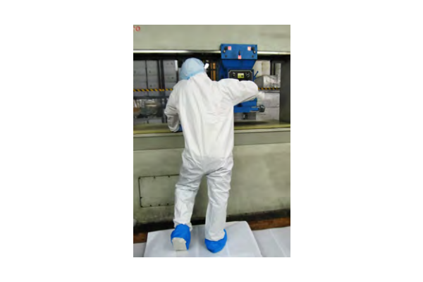 Keystone Laminated Polypropylene Shoe Cover